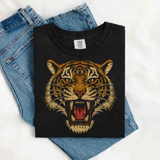 Vintage Tiger Graphic Tee – 90s Jungle Safari Comfort Colors Shirt